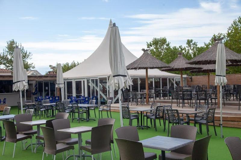 Camping La Carabasse Vias Exterior foto